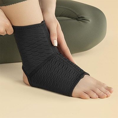 Spokey RASK Neoprénová bandáž na členok, veľ. S- XL