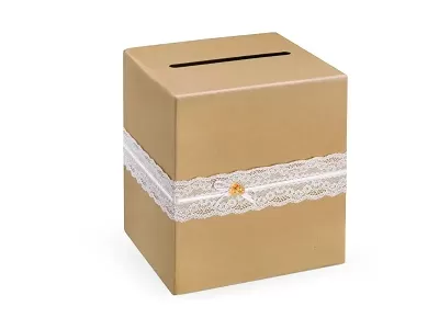 Papírová truhlice na přání s krajkou
