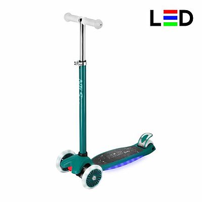 Detská trojkolesová kolobežka NILS Fun HLB1310 s LED zelená