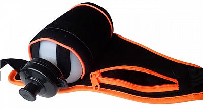 Športová ľadvinka s fliaš na nápoje