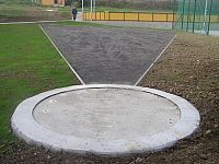 Kruh na vrh kladivom a diskom- pozink