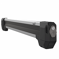 Hakr Nosič lyží pro 6 párů