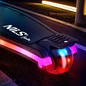 Dětská tříkolová koloběžka NILS Fun HLB1306 s LED deckem