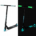 Spokey NIGHT RIDER Freestyle koloběžka se svítícími prvky ve tmě, kolečka 100 mm