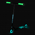 Spokey NIGHT RIDER Freestyle koloběžka se svítícími prvky ve tmě, kolečka 100 mm